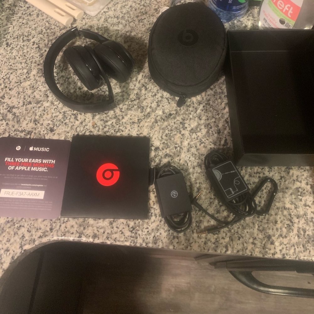 Beats solo 3 wireless